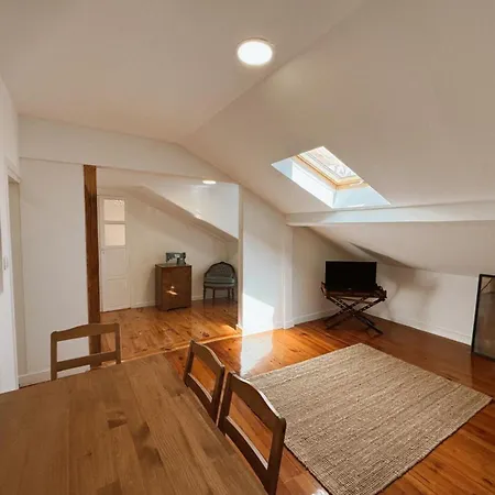 Alfama Charm - Authentic Apartmán *