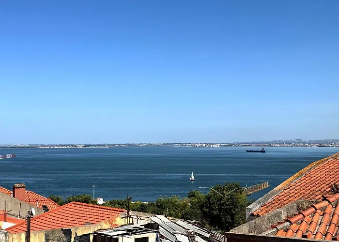 Alfama Charm - Authentic Lejlighed *